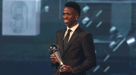 Vượt qua Rodri, Vinicius Jr thắng giải Fifa The Best 2024