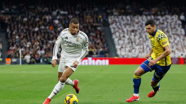 Dễ dàng đè bẹp Las Palmas, Real Madrid trở lại ngôi đầu La Liga