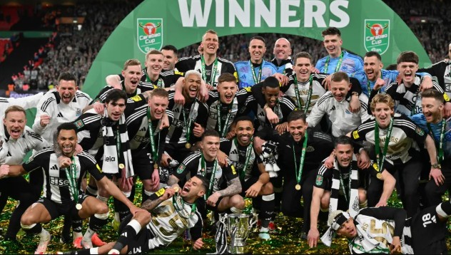 Newcastle United đánh bại Liverpool, phấn khích đoạt League Cup