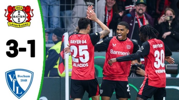 Leverkusen gây sức ép lên vị trí dẫn đầu Bundesliga của Bayern