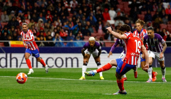 Atletico Madrid đánh bại Real Valladolid trong cơn mưa bàn thắng
