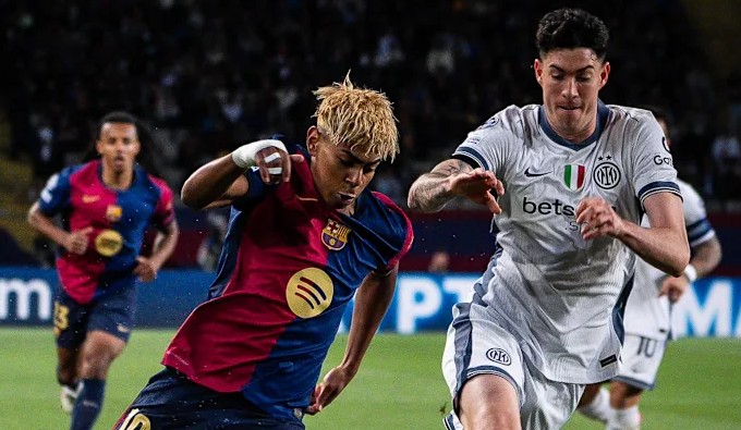 Inter Milan tạo lợi thế trước trận lượt về với Barca