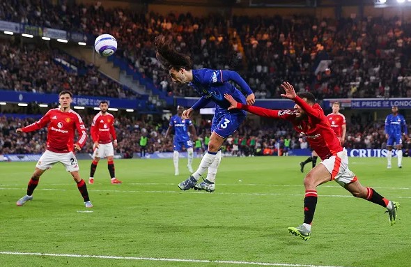 Chelsea có chiến thắng tối thiểu trước MU