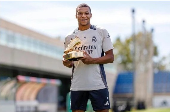 Mbappe giành “giày vàng” châu Âu