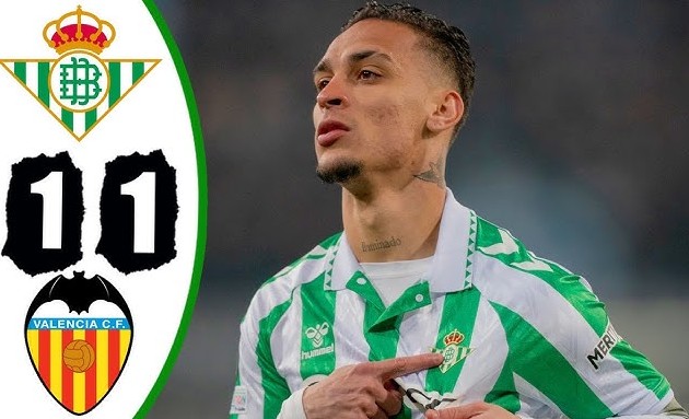 Real Betis vẫn bị Valencia cầm hòa