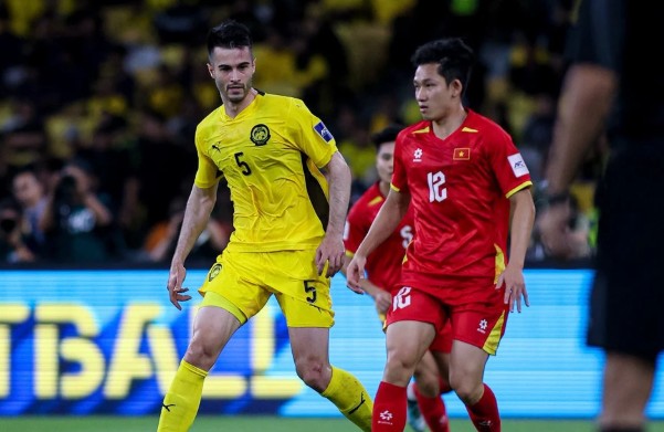 Đẳng cấp vượt trội Malaysia đè bẹp Việt Nam