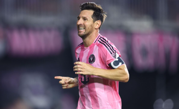 Messi trở lại Inter Miami, sẵn sàng đá League Cup