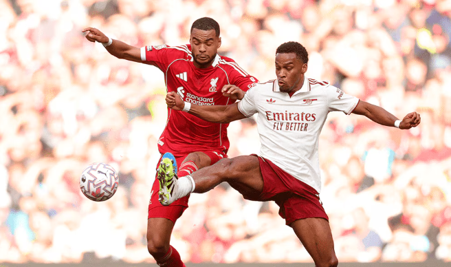 Liverpool thắng nghẹt thở Arsenal