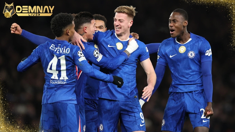 Chelsea nhấn chìm Barcelona