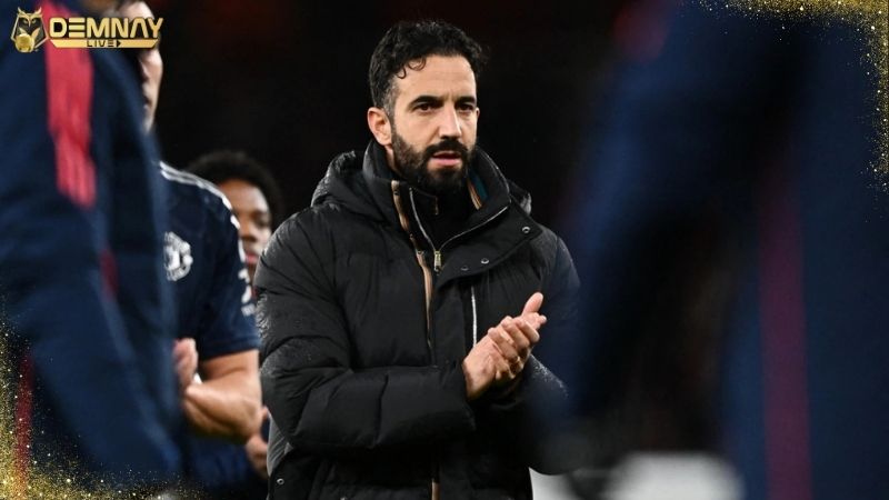 Amorim Bảo thủ và gây mất đoàn kết nội bộ