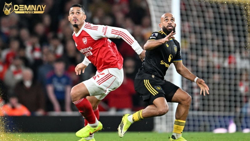 MU bùng nổ với chiến thắng trên sân của Arsenal