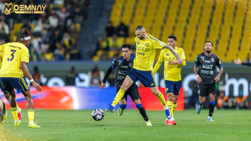 Al Nassr thắng nghẹt thở Al Riyadh