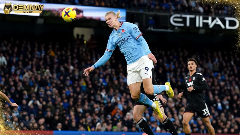 Man City gây áp lực lên ngôi đầu của Arsenal