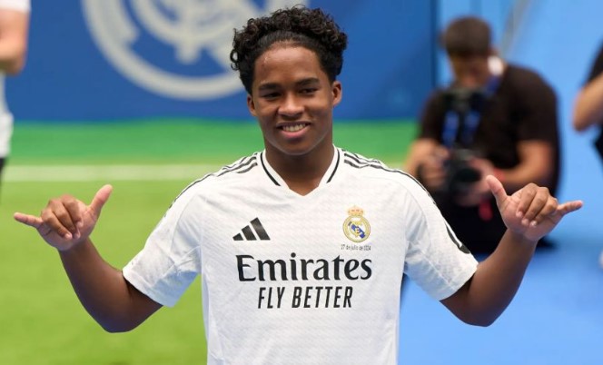 Endrick tính rời Real Madrid do không được đá chính