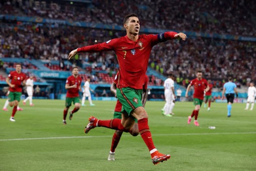 Bồ Đào Nha đè bẹp Ba Lan tại Nations League