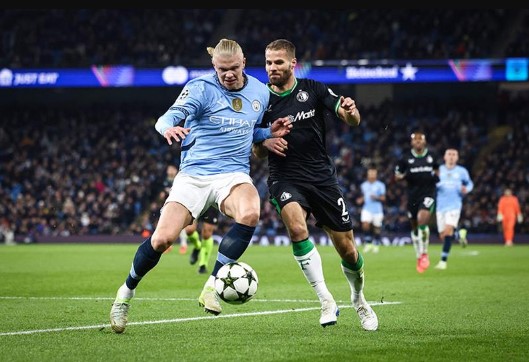 Man City bị Feyenoord cầm hòa ngay tại Etihad