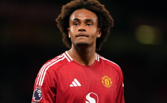 6 tháng đen đủi của Zirkzee kể từ khi gia nhập MU