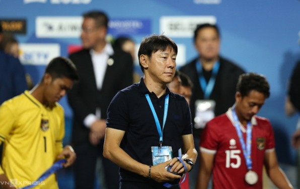 HLV Shin Tae Yong bất ngờ bị sa thải