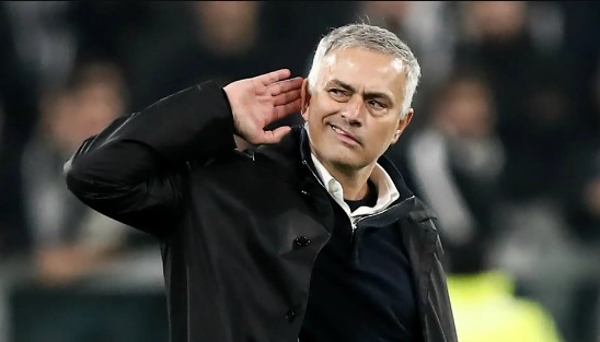 Mourinho “ngán ngẩm” giải VĐQG Thổ Nhĩ Kỳ