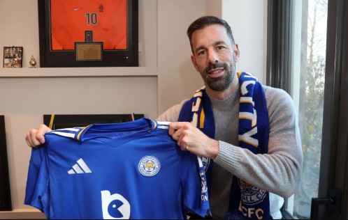 Leicester City bổ nhiệm Ruud Van Nistelrooy là HLV trưởng